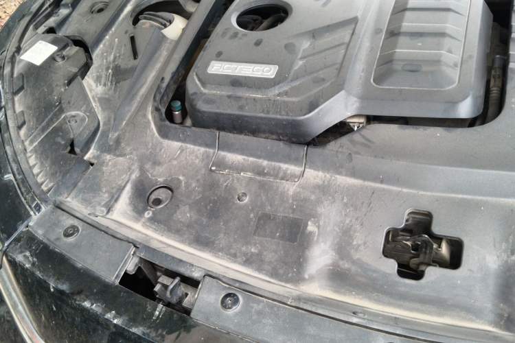 Used EXEED Lingyun 2024 400T Two-Wheel-Drive King Edition Engine Bay Right