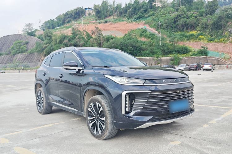 Used EXEED Lingyun 2024 300T Two-Wheel Drive Starlight Edition Exterior 2