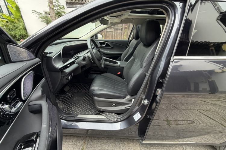 Used EXEED Lingyun 2024 400T Two-Wheel-Drive Star Prestige Edition Interior 4