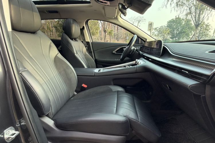 Used EXEED Lingyun 2024 400T Four-Wheel Drive Star Prestige Edition Interior 5