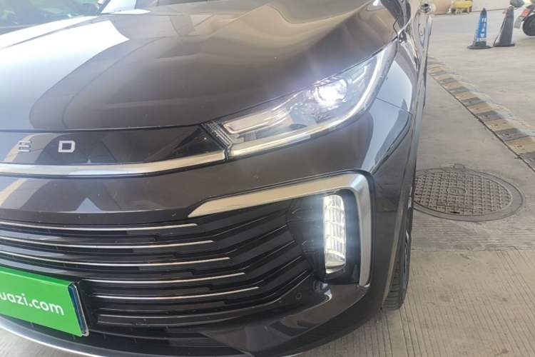 Used EXEED Lingyun 2024 300T Two-Wheel Drive Starlight Edition Left Front Headlight