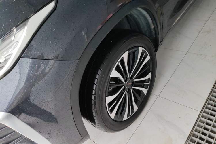Used EXEED Lingyun 2024 300T Two-Wheel Drive Starlight Edition Left Front Wheel Hub