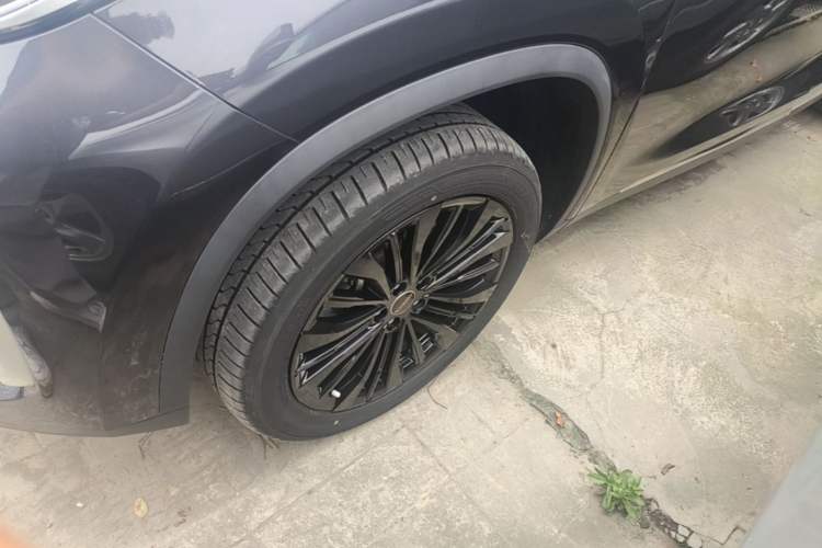 Used EXEED Lingyun 2024 300T Two-Wheel Drive Starlight Edition Left Front Wheel Hub
