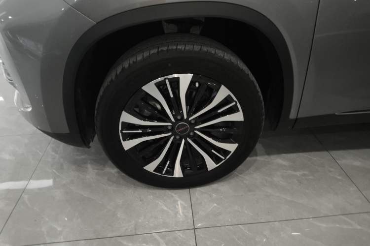 Used EXEED Lingyun 2024 300T Two-Wheel Drive Starlight Edition Left Front Wheel Hub