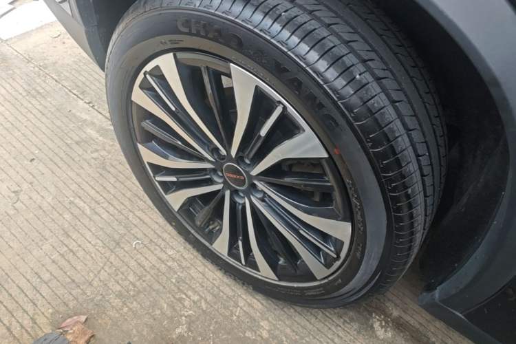 Used EXEED Lingyun 2024 300T Two-Wheel Drive Starlight Edition Right Rear Wheel Hub