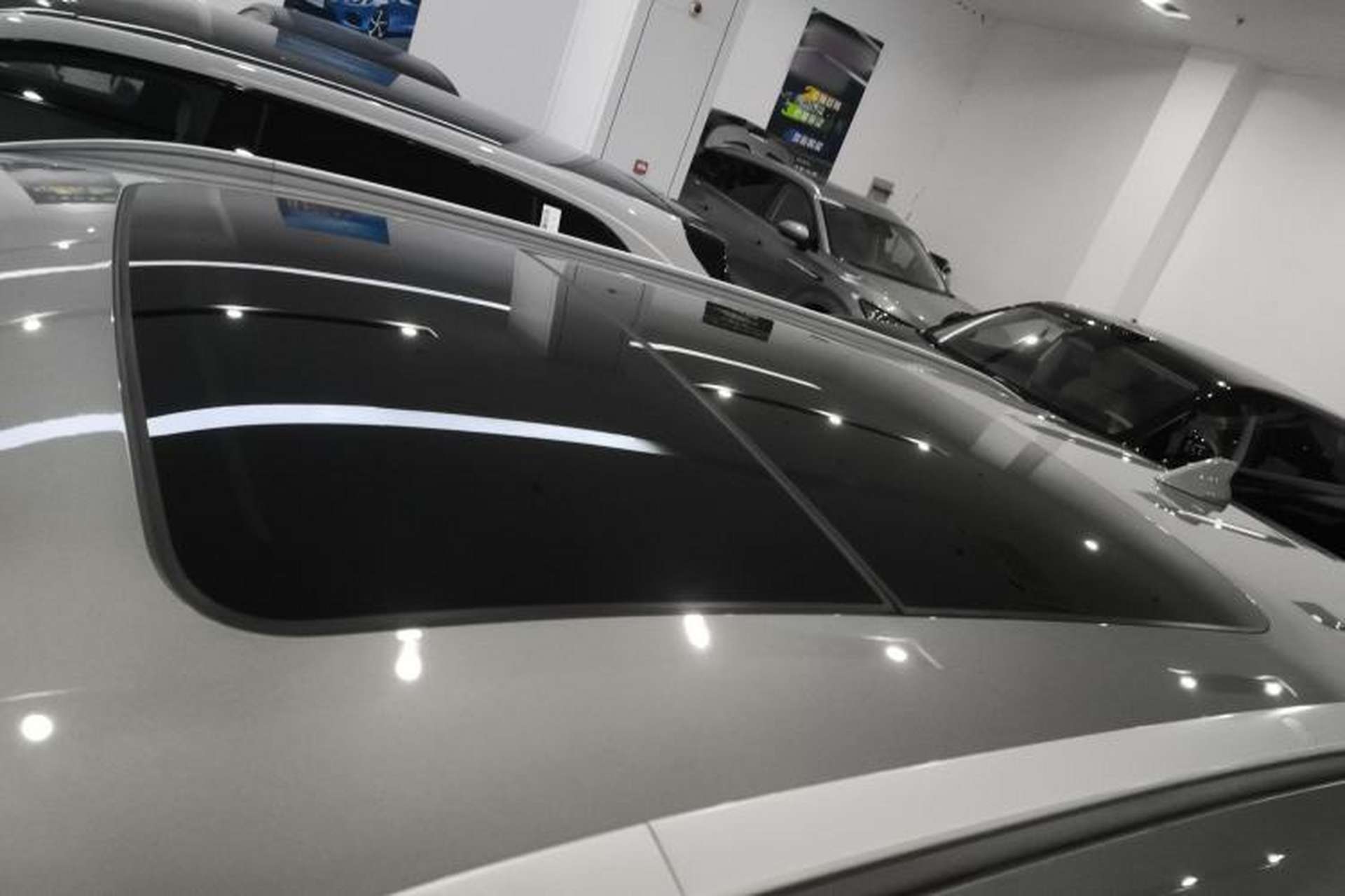 Used EXEED Lingyun 2024 300T Two-Wheel Drive Starlight Edition Roof