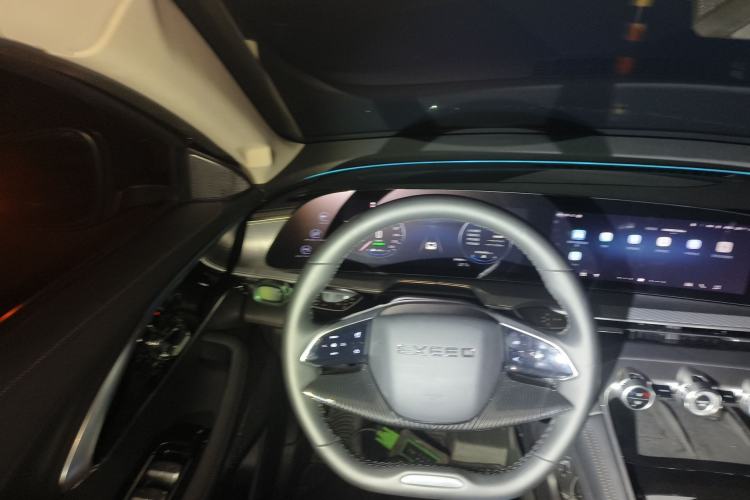 Used EXEED Lingyun 2024 400T Two-Wheel-Drive King Edition Steering Wheel
