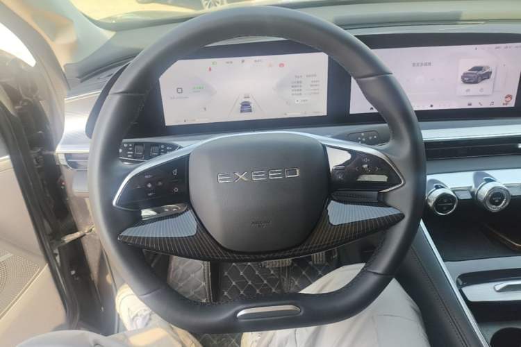 Used EXEED Lingyun 2024 300T Two-Wheel Drive Starlight Edition Steering Wheel