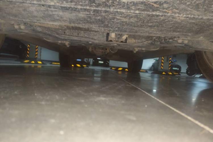 Used EXEED Lingyun 2024 300T Two-Wheel Drive Starlight Edition Chassis Front