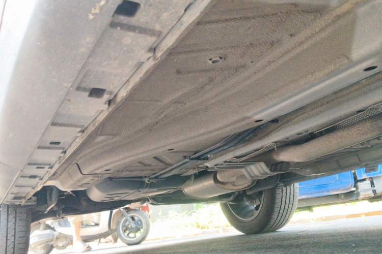 Used EXEED Lingyun 2024 300T Two-Wheel Drive Starlight Edition Chassis Front Right