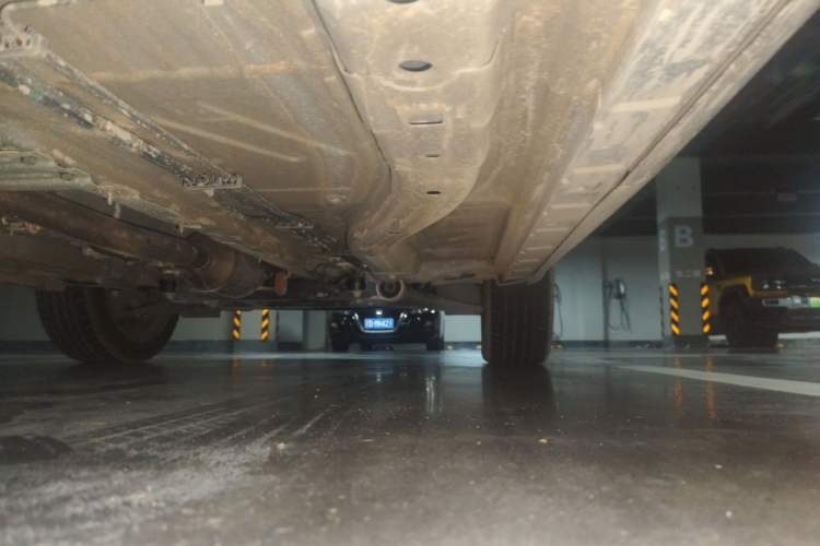Used EXEED Lingyun 2024 300T Two-Wheel Drive Starlight Edition Chassis Rear Right