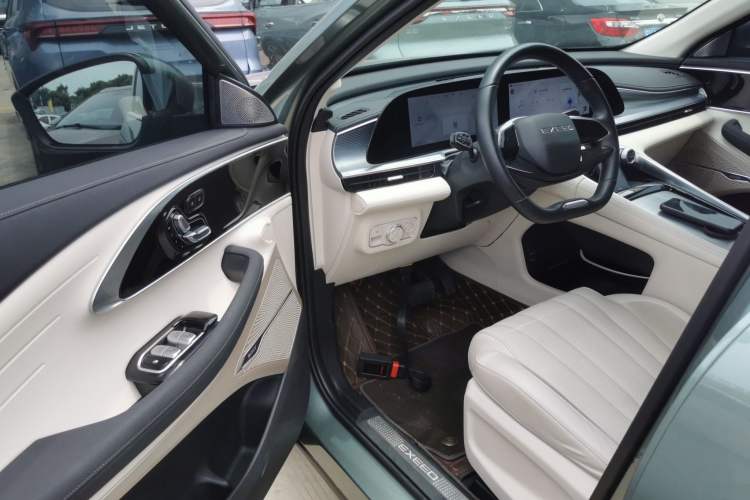 Used EXEED Lingyun 2024 300T Two-Wheel Drive Starlight Edition Driver Seat