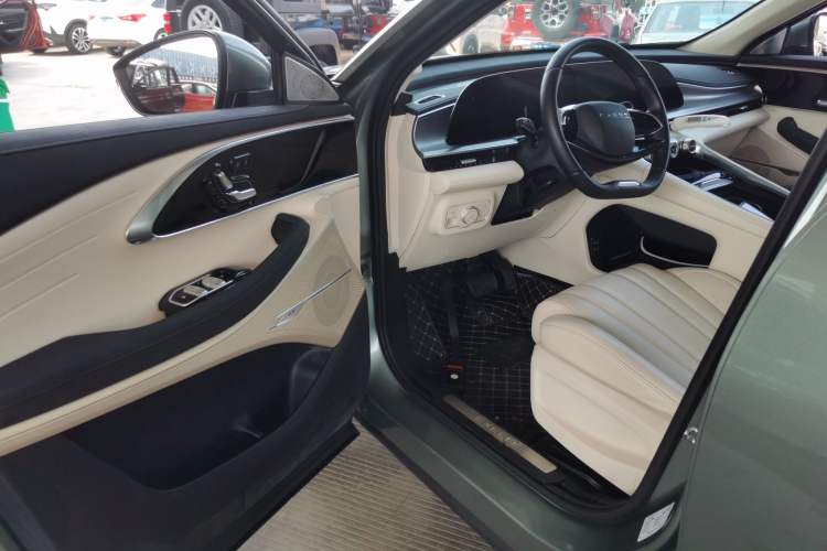 Used EXEED Lingyun 2024 300T Two-Wheel Drive Starlight Edition Driver Seat