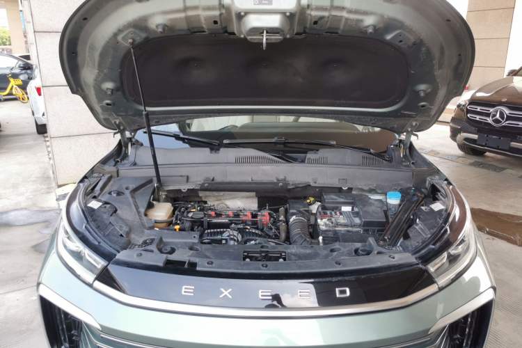 Used EXEED Lingyun 2024 300T Two-Wheel Drive Starlight Edition Engine Bay