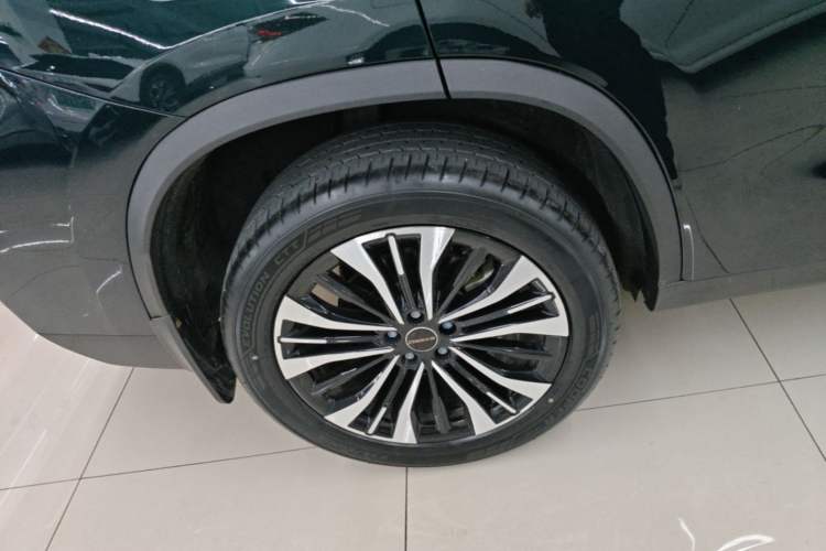 Used EXEED Lingyun 2024 300T Two-Wheel Drive Starlight Edition Exterior 3