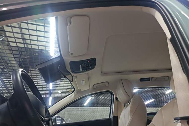 Used EXEED Lingyun 2024 300T Two-Wheel Drive Starlight Edition Headliner