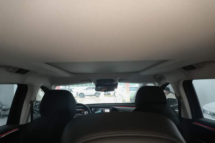 Used EXEED Lingyun 2024 300T Two-Wheel Drive Starlight Edition Headliner