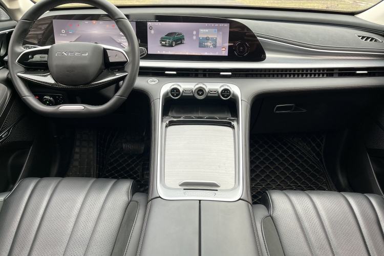 Used EXEED Lingyun 2024 300T Two-Wheel Drive Starlight Edition Interior 7