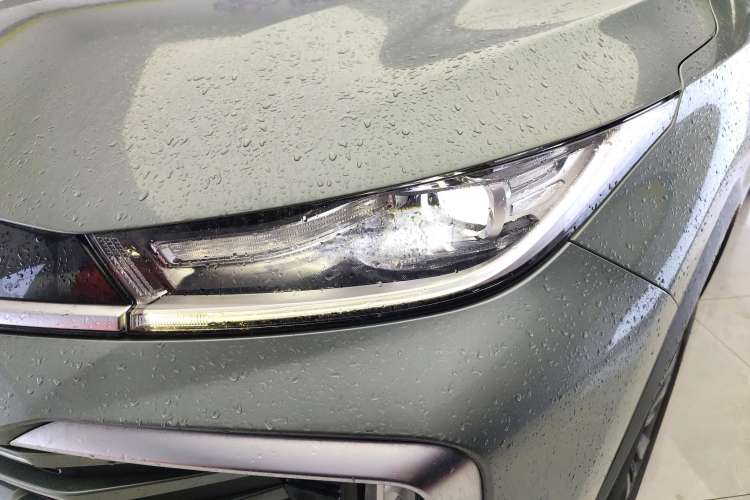 Used EXEED Lingyun 2024 300T Two-Wheel Drive Starlight Edition Left Front Headlight