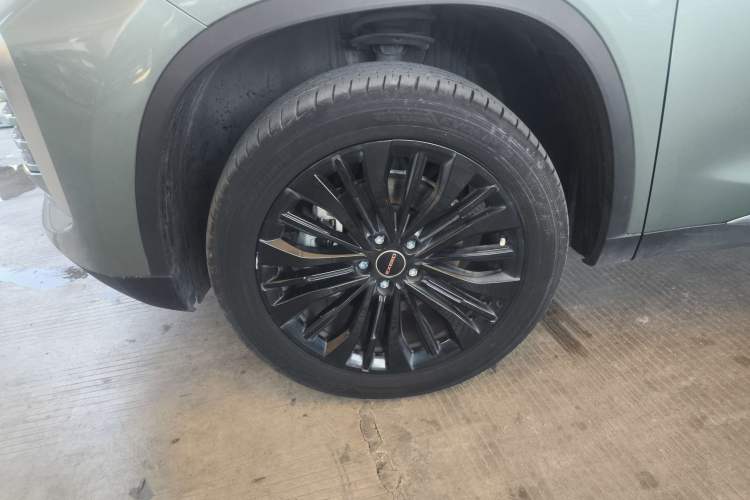 Used EXEED Lingyun 2024 300T Two-Wheel Drive Starlight Edition Left Front Wheel Hub