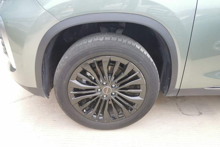 Used EXEED Lingyun 2024 300T Two-Wheel Drive Starlight Edition Left Front Wheel Hub