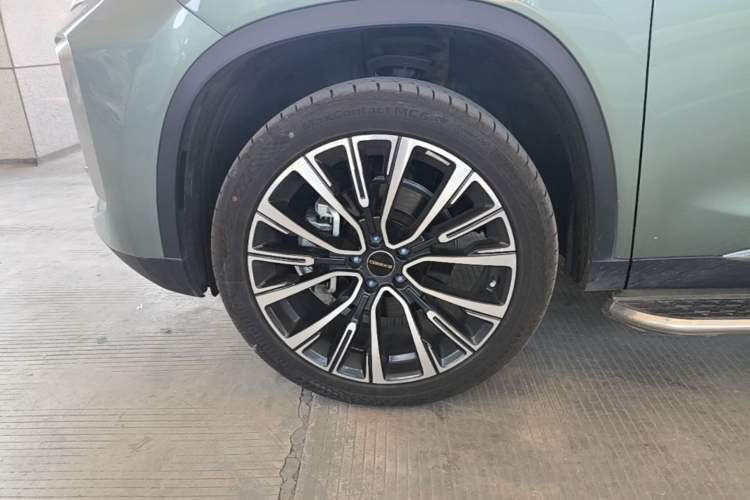 Used EXEED Lingyun 2024 400T Two-Wheel-Drive Star Prestige Edition Left Front Wheel Hub