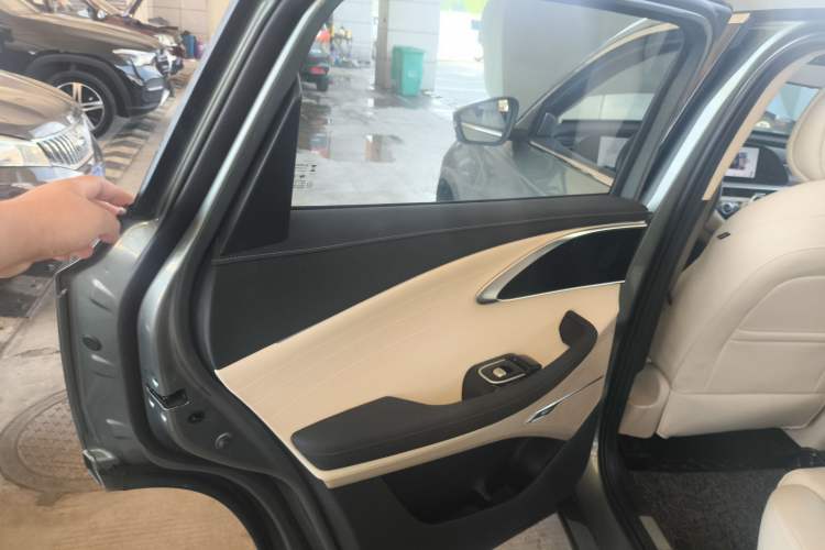Used EXEED Lingyun 2024 300T Two-Wheel Drive Starlight Edition Left Rear Door Interior