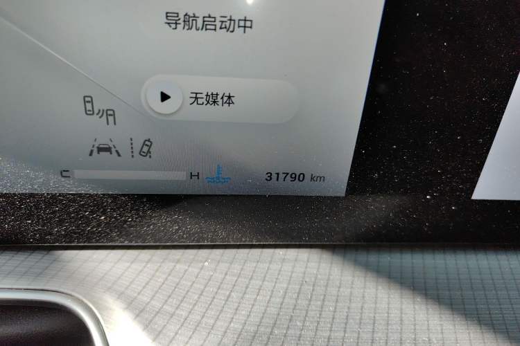 Used EXEED Lingyun 2024 300T Two-Wheel Drive Starlight Edition Odometer Close Up
