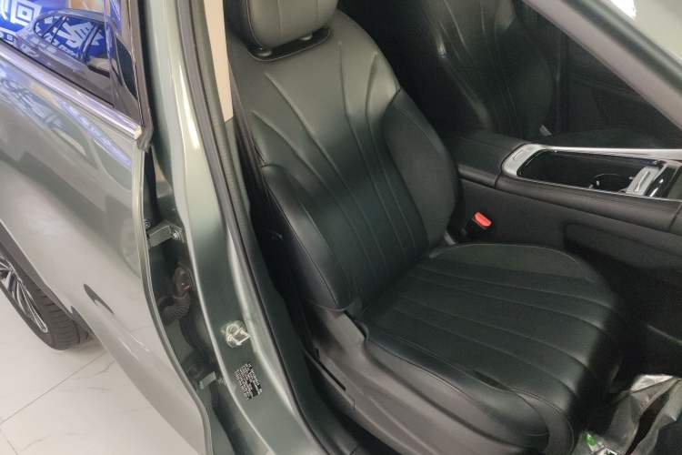 Used EXEED Lingyun 2024 400T Two-Wheel-Drive King Edition Right Front Seat