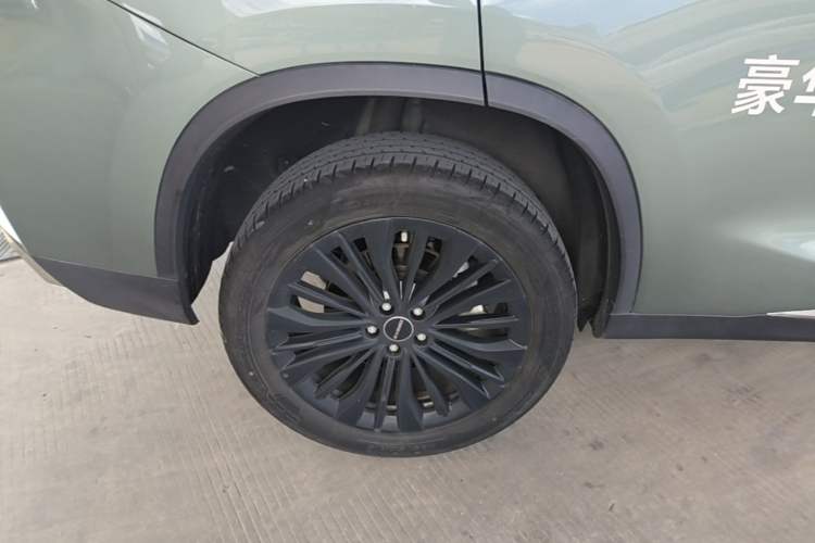 Used EXEED Lingyun 2024 300T Two-Wheel Drive Starlight Edition Right Rear Wheel Hub