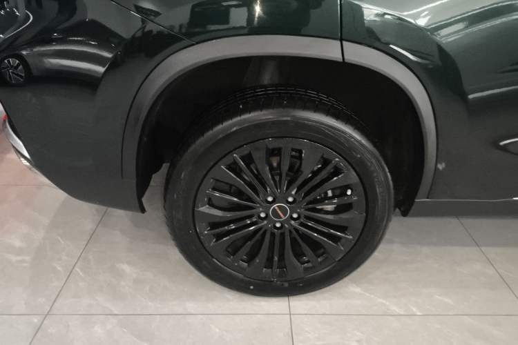 Used EXEED Lingyun 2024 300T Two-Wheel Drive Starlight Edition Right Rear Wheel Hub