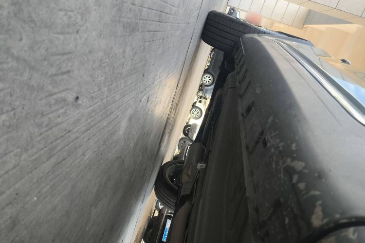 Used EXEED Lingyun 2024 400T Two-Wheel-Drive Star Prestige Edition Right Side Sill