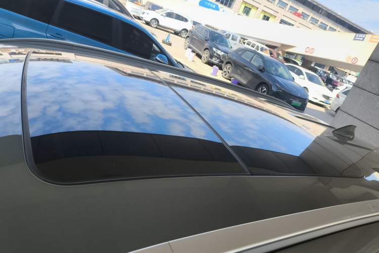 Used EXEED Lingyun 2024 400T Two-Wheel-Drive Star Prestige Edition Roof