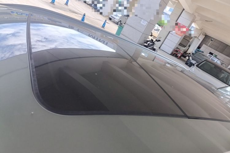 Used EXEED Lingyun 2024 300T Two-Wheel Drive Starlight Edition Roof