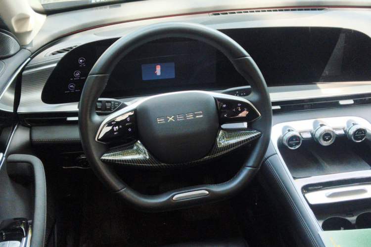 Used EXEED Lingyun 2024 300T Two-Wheel Drive Starlight Edition Steering Wheel