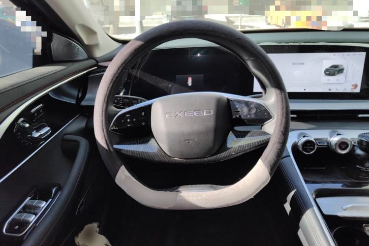 Used EXEED Lingyun 2024 300T Two-Wheel Drive Starlight Edition Steering Wheel