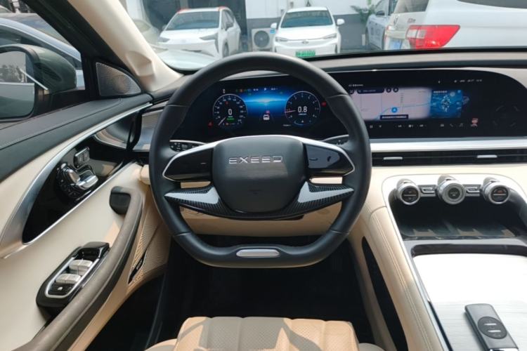 Used EXEED Lingyun 2024 300T Two-Wheel Drive Starlight Edition Steering Wheel