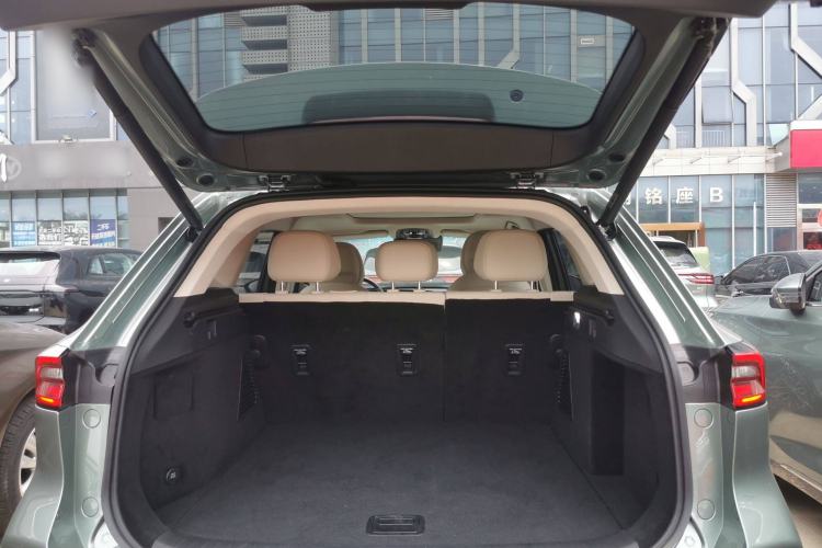 Used EXEED Lingyun 2024 300T Two-Wheel Drive Starlight Edition Trunk