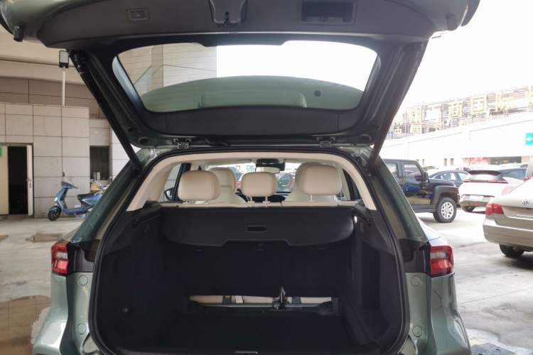 Used EXEED Lingyun 2024 300T Two-Wheel Drive Starlight Edition Trunk