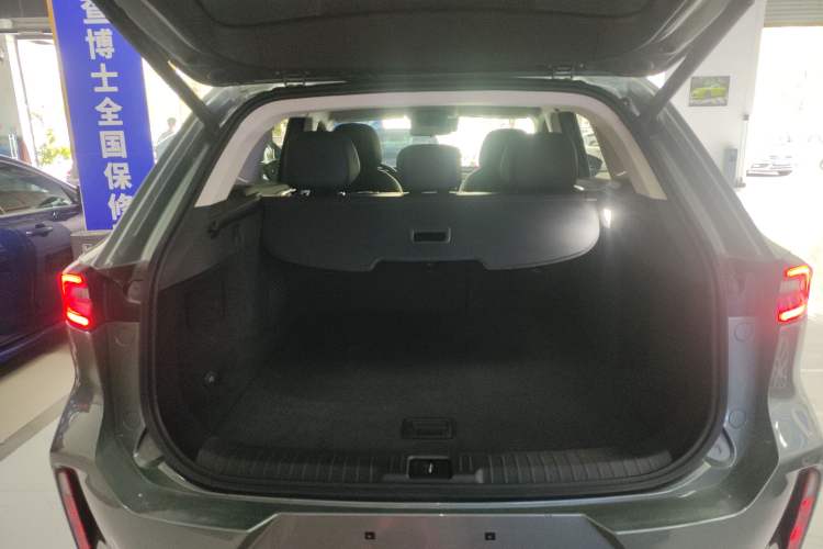 Used EXEED Lingyun 2024 400T Two-Wheel-Drive King Edition Trunk