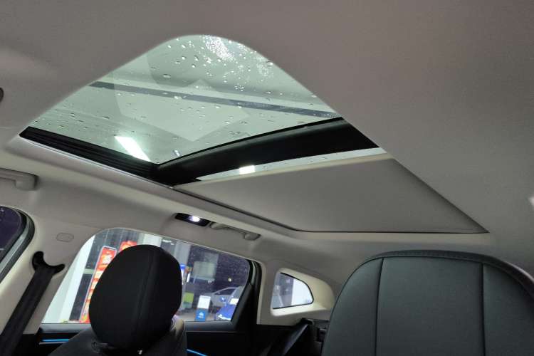Used EXEED Lingyun 2024 300T Two-Wheel Drive Starlight Edition Headliner