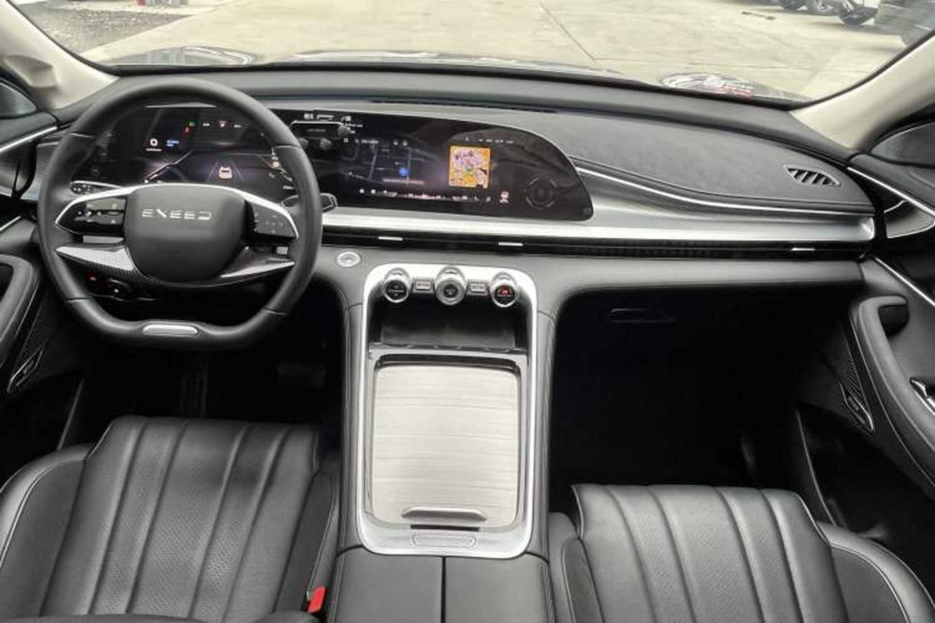 Used EXEED Lingyun 2024 300T Two-Wheel Drive Starlight Edition Interior 2