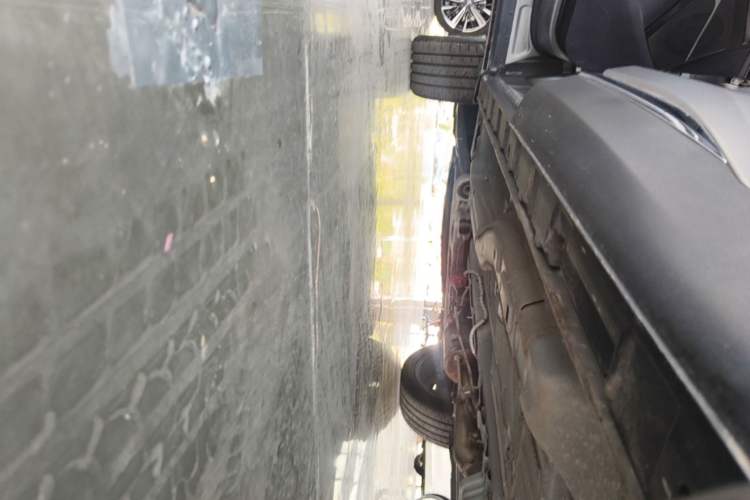 Used EXEED Lingyun 2024 400T Two-Wheel Drive International Version Left Side Sill