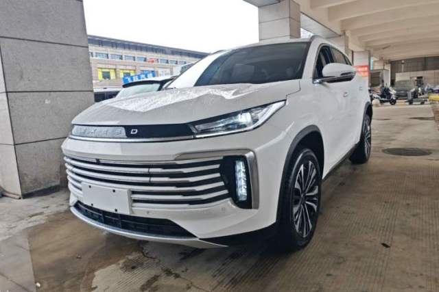 Used EXEED Lingyun 2024 400T Two-Wheel-Drive King Edition