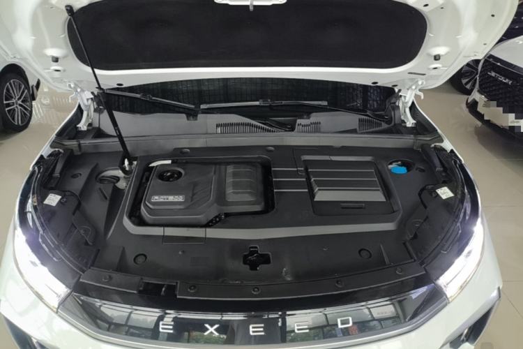 Used EXEED Lingyun 2024 400T Two-Wheel-Drive Star Prestige Edition Engine Bay