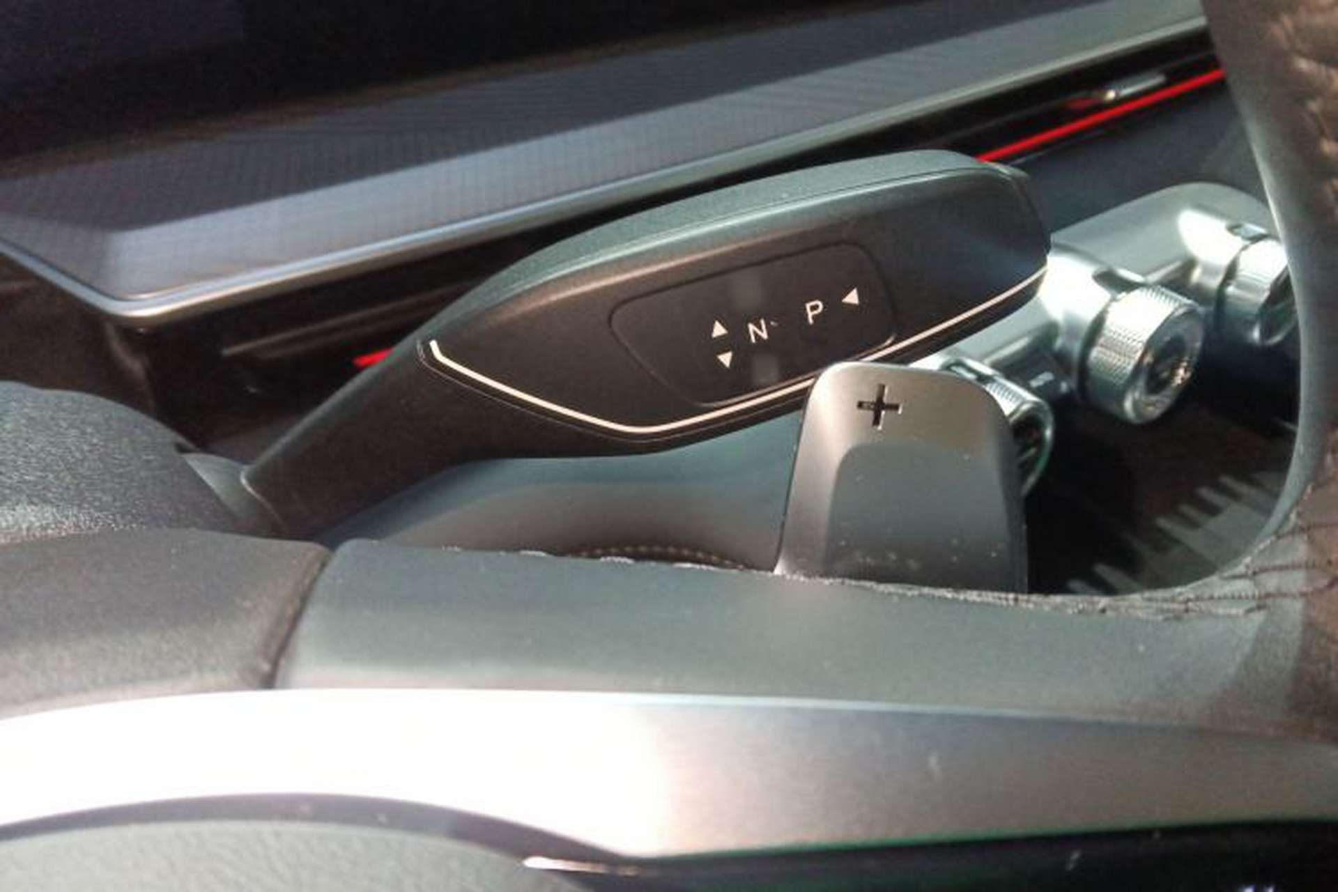 Used EXEED Lingyun 2024 400T Four-Wheel Drive International Version Gear Lever