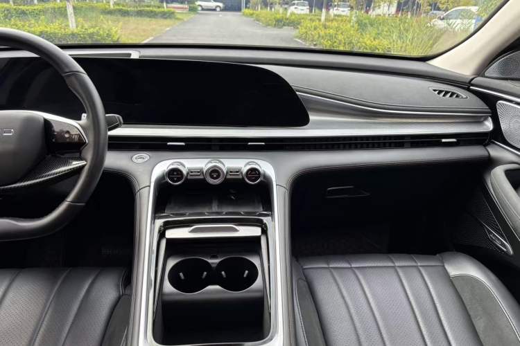 Used EXEED Lingyun 2024 400T Four-Wheel Drive International Version Interior 14
