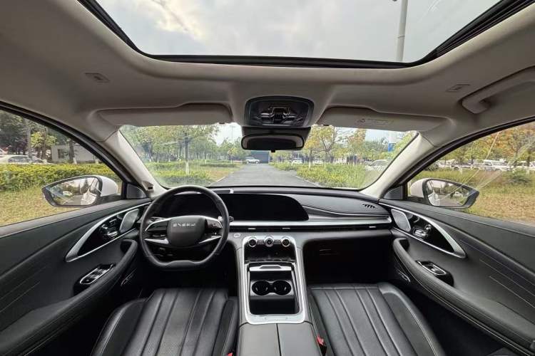 Used EXEED Lingyun 2024 400T Four-Wheel Drive International Version Interior 6