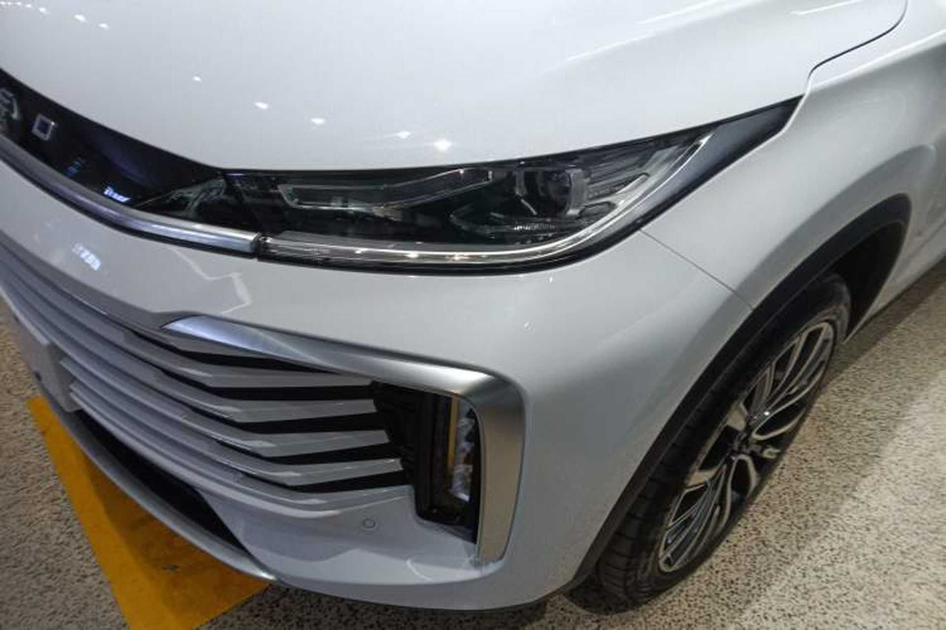 Used EXEED Lingyun 2024 400T Four-Wheel Drive International Version Left Front Headlight
