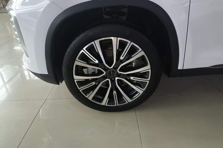 Used EXEED Lingyun 2024 400T Two-Wheel-Drive Star Prestige Edition Left Front Wheel Hub
